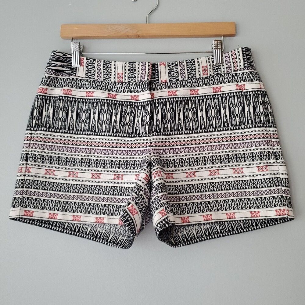 Artisan NY Black White Red Geometric Aztec Cotton Blend Shorts Womens 8